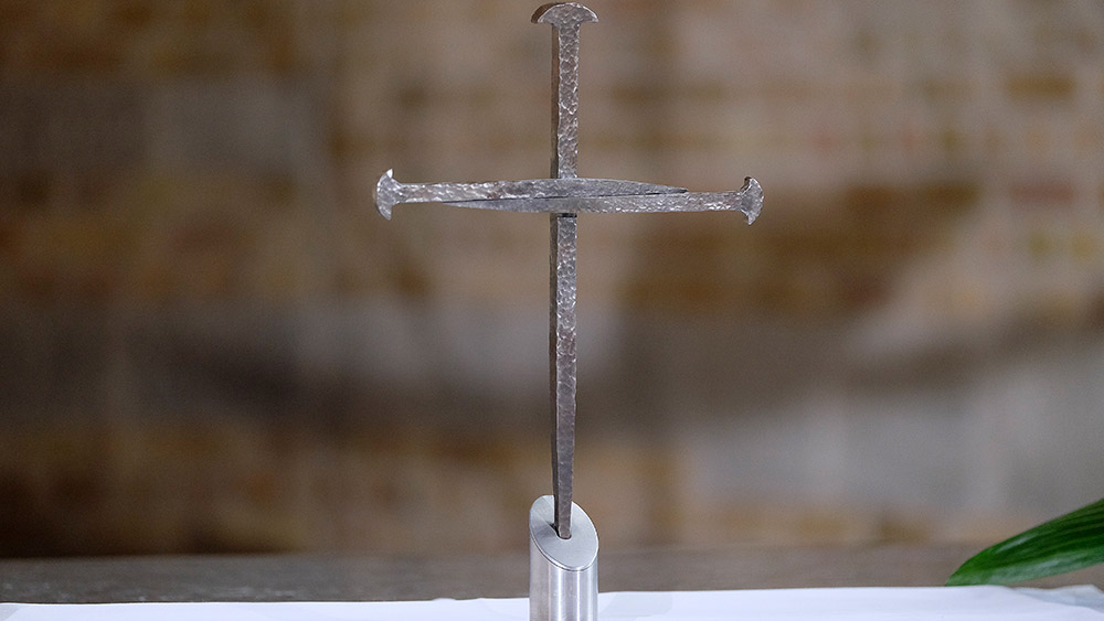 Image - Nagelkreuz für Kirche in Demmin