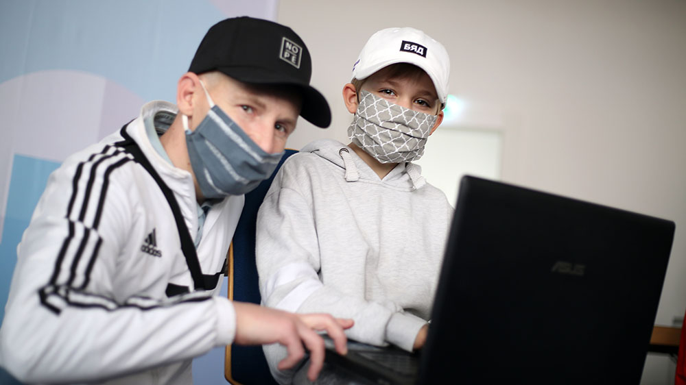 Image - Diakonie unterstützt mit 260 Laptops Kinder und Jugendliche