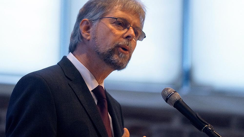 Image - Kirchenpräsident Martin Heimbucher feiert 65. Geburtstag
