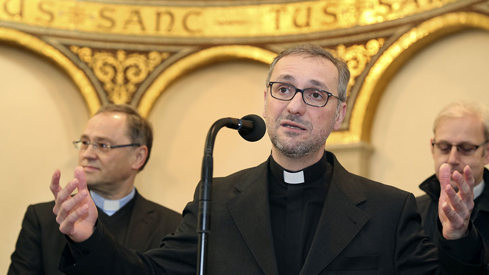 Erzbischof Stefan Heße im Hamburger Mariendom (Archivbild)