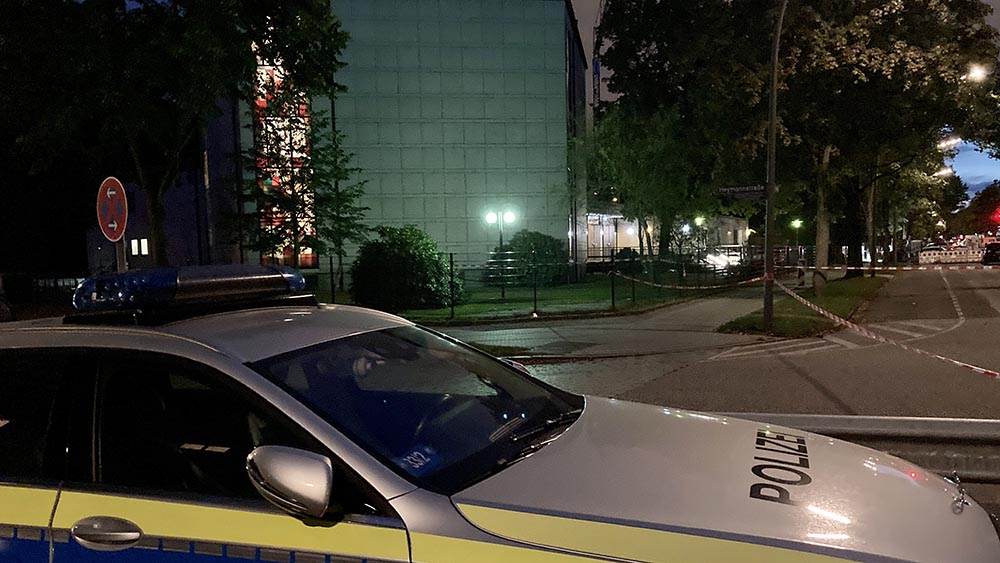 Image - Kirchen schockiert über Attacke vor Synagoge in Hamburg