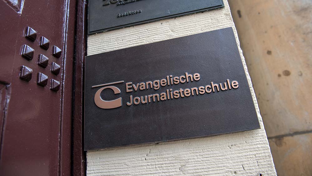 Die Journalistenschule hat ihren Sitz in der Jebenstraße in Berlin