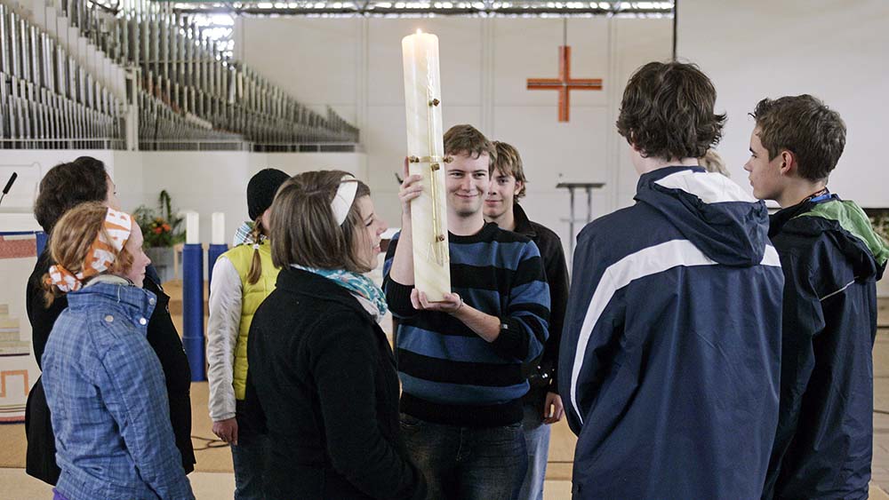 Jugendliche beim Ökumenischen Kirchentag im Mai 2010 in München