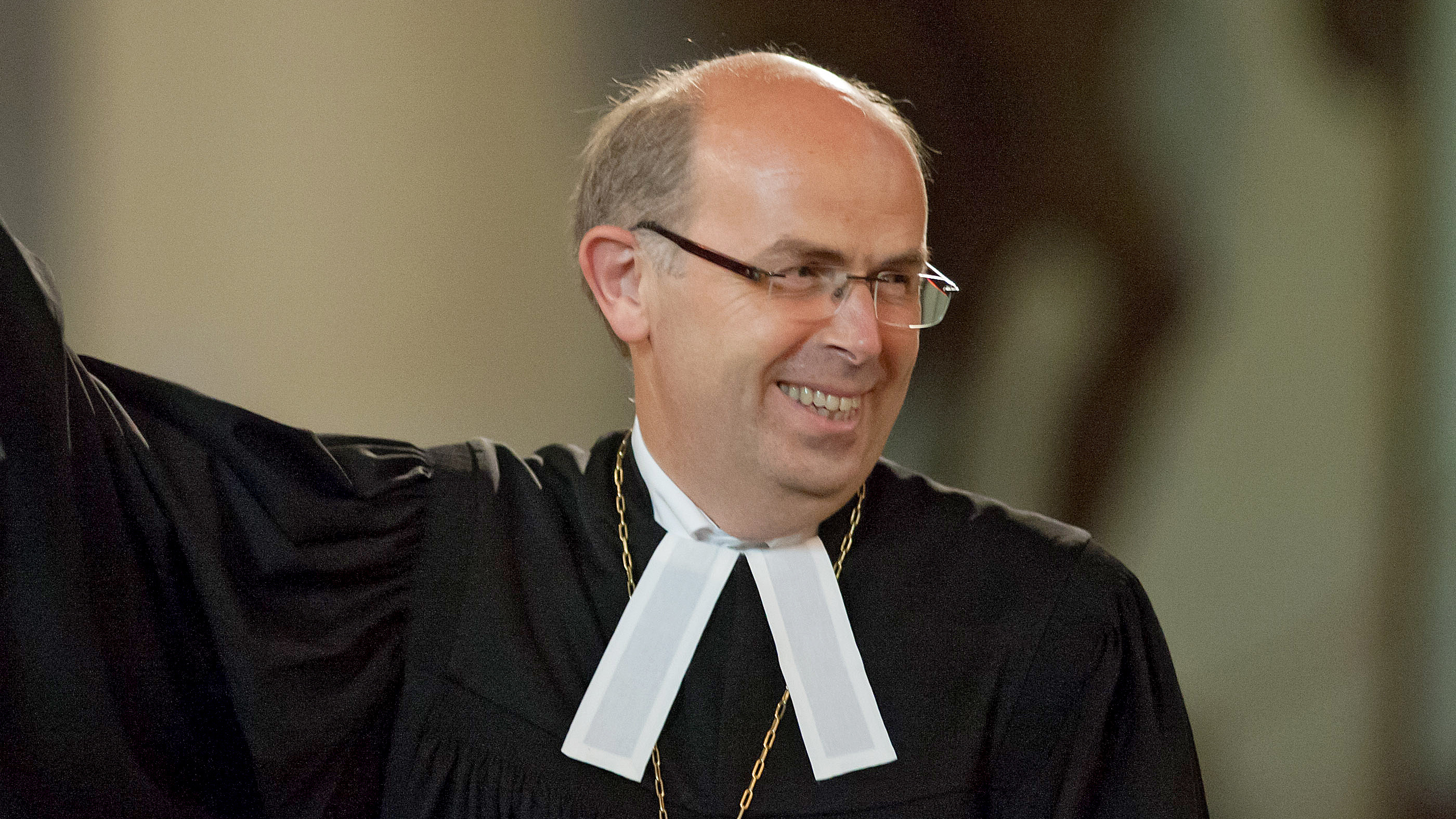 Der Schleswiger Bischof Gothart Magaard im Schleswiger Dom. (Archivbild)