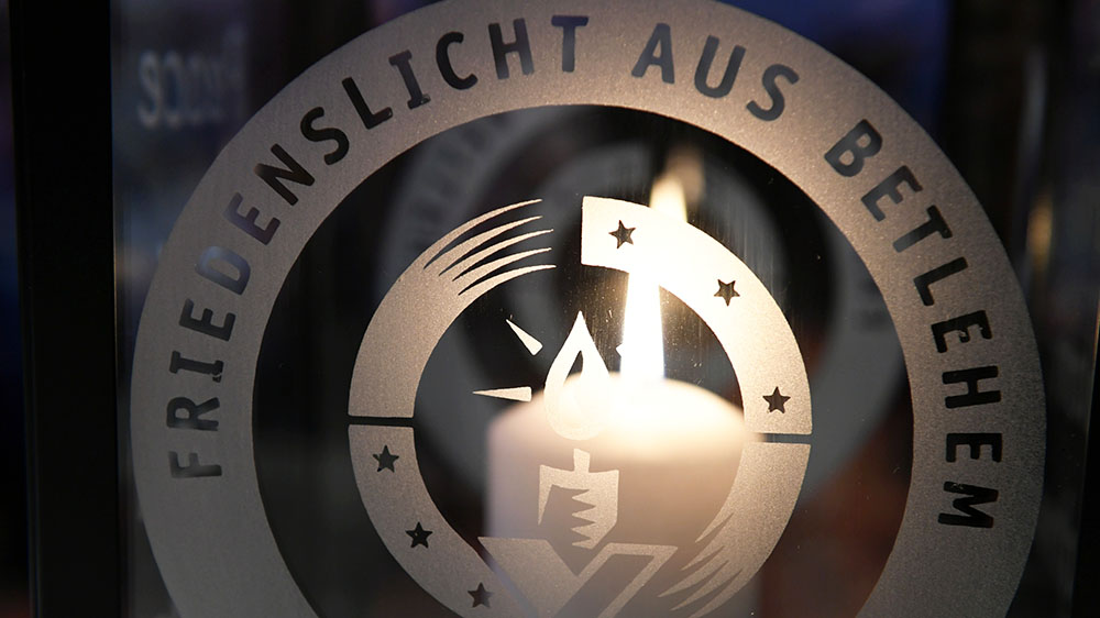 Image - Friedenslicht der Pfadfinder leuchtet auf Sparflamme