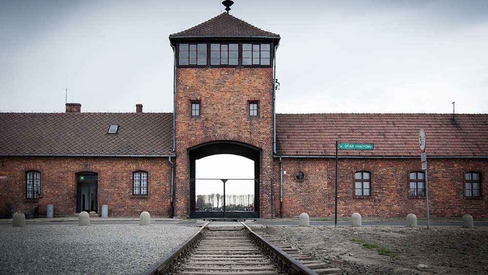 An das Grauen von Auschwitz will der Michel erinnern