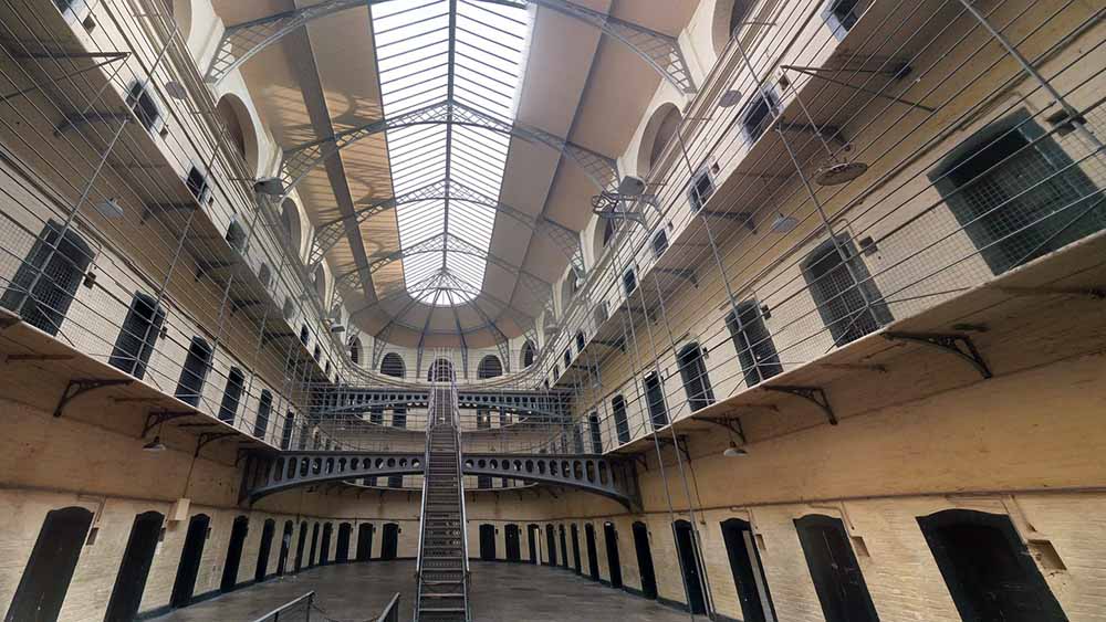 Image - Wie Corona für Gefangene den Weg in die Freiheit erschwert