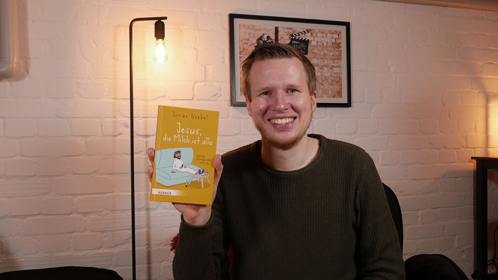 Image - Jesus trinkt Bier und hört Helene Fischer