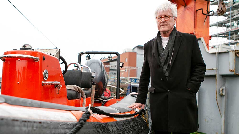 Heinrich Bedford-Strohm im Februar 2020 an Bord der "Sea-Watch 4"