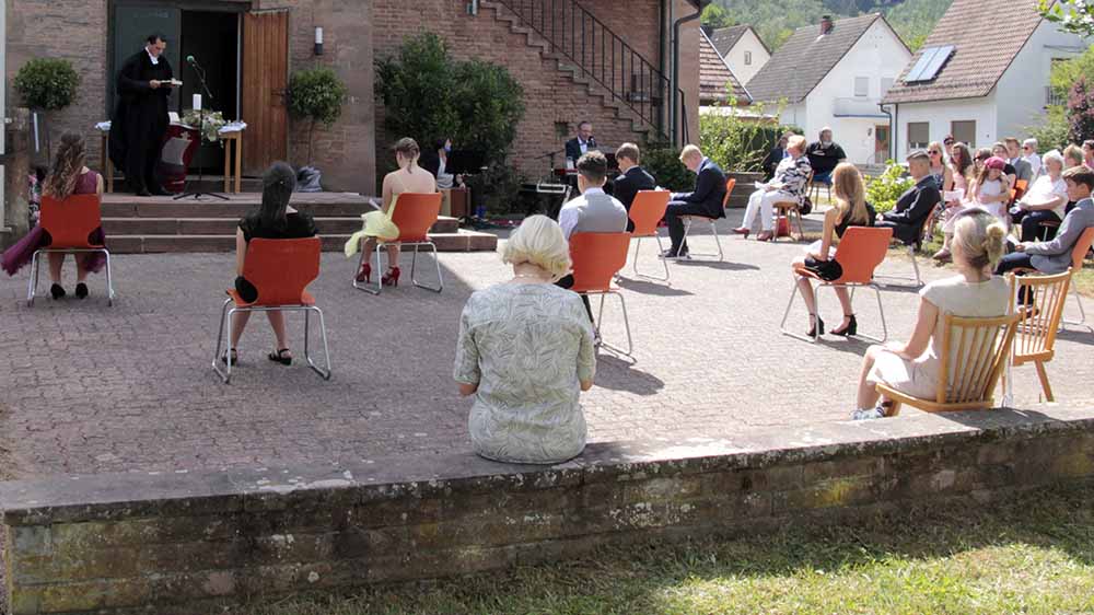 Image - So laufen die Konfirmationen unter Corona