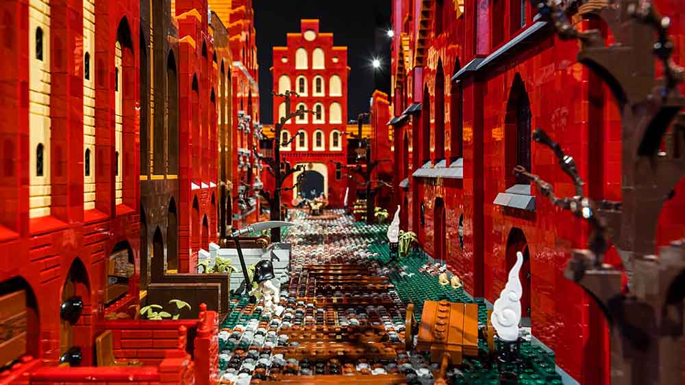 Typische Altstadt-Häuser aus Lübeck – nachgebaut mit Lego-Steinen