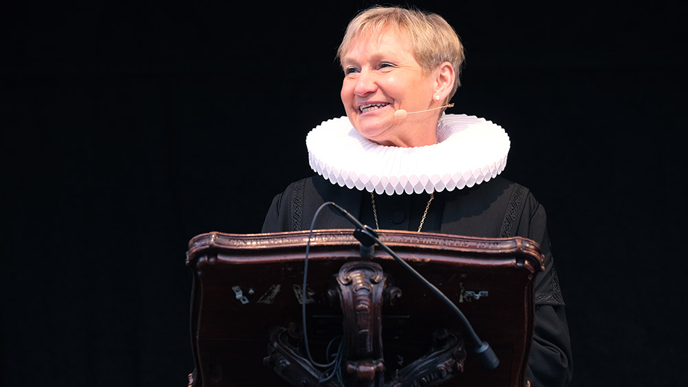 Bischöfin Kirsten Fehrs ist für eine zweite Amtszeit gewählt worden (Archivbild)