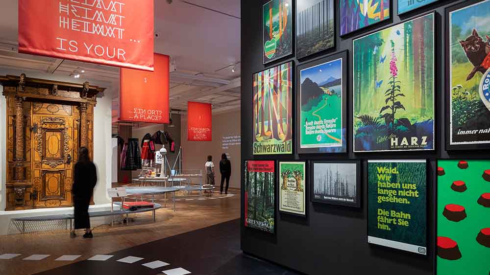 Über "Heimaten" erzählt die Ausstellung eine Menge