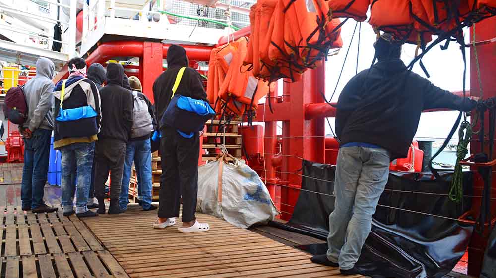 Image - „Ocean Viking“ sucht dringend sicheren Hafen für 572 Flüchtlinge