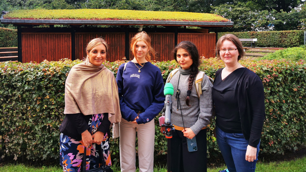 Nedra Ouarghi, Leyla Zucker, Yasmin Kilicli und Carmen Hillmer (v.l.) freuen sich auf den interreligiösen Preacherslam.