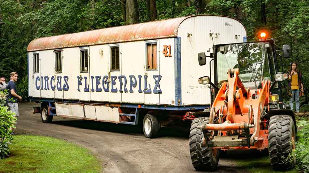 So sah der Zirkuswagen aus, als die Gemeinden ihn kauften