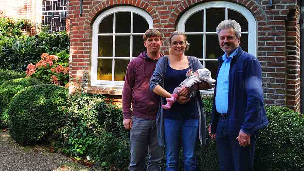 Image - Für jedes Baby läuten die Glocken