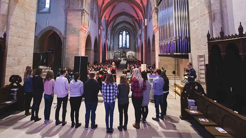 Image - Eine Bühne für die Jugend