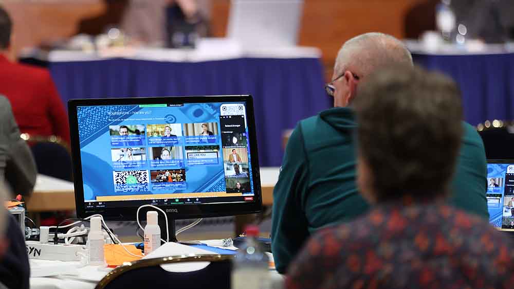 Digitale Synode: Die meisten Teilnehmer sind per Video zugeschaltet