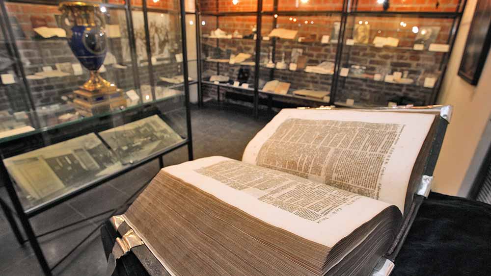 Blick in die Bibliothek