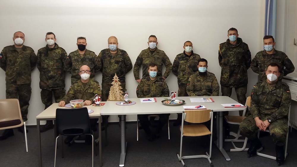 Ein Silvesterbesuch bei Amtshilfe leistenden Soldaten im Gesundheitsamt Heide