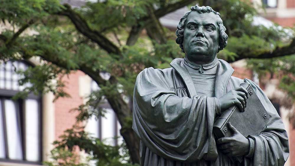 Luther-Denkmal in Eisenach (Thüringen)