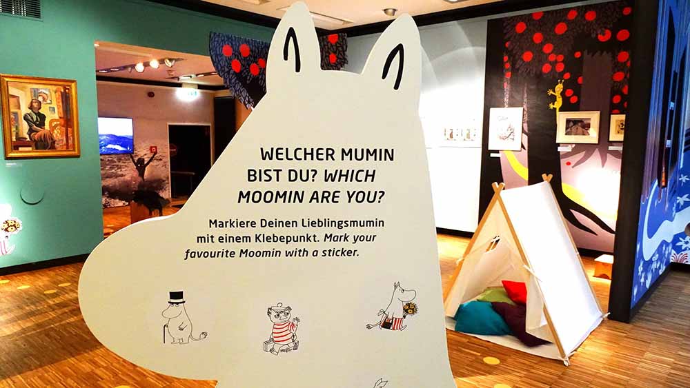 Herzstück der Ausstellung im Obergeschoss des Günter-Grass-Hauses sind vier großformatig nachgebaute Buchseiten