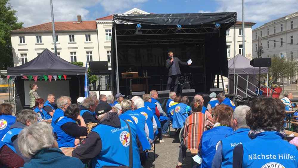 Image - Nächstenliebe Zug um Zug