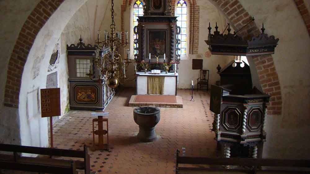 So sieht der Altar der Kirche von Groß Gievitz aus