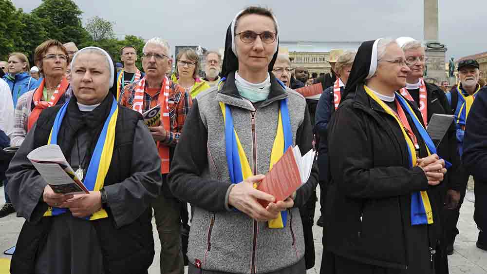 Image - Katholikentag in Blau und Gelb