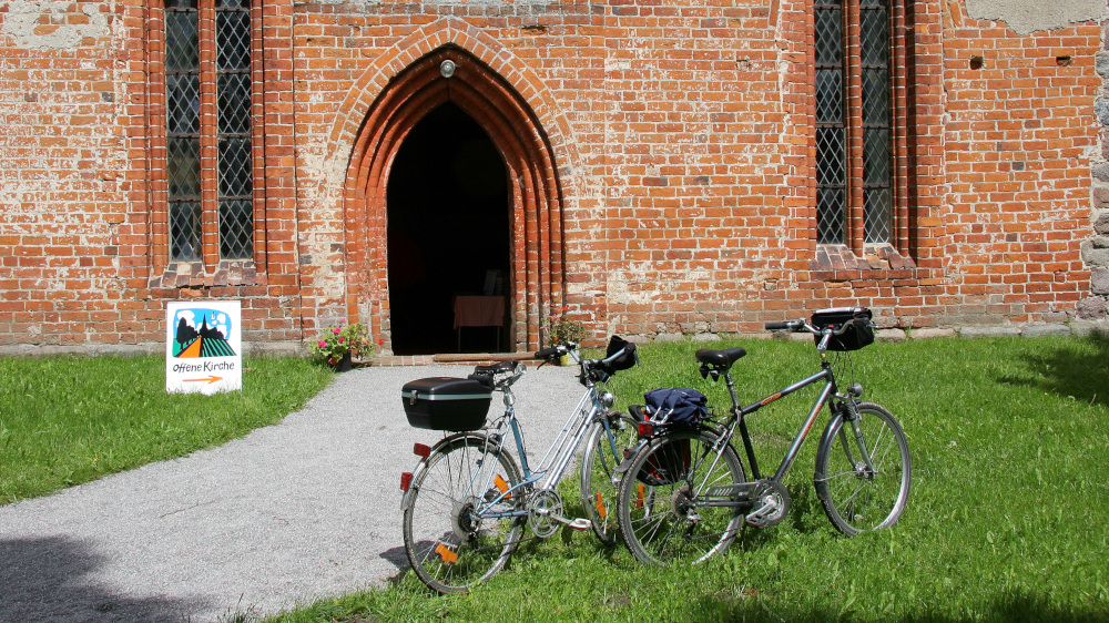 Aktion "Offene Kirche" lockt Urlauber in die Kirchen im Norden.