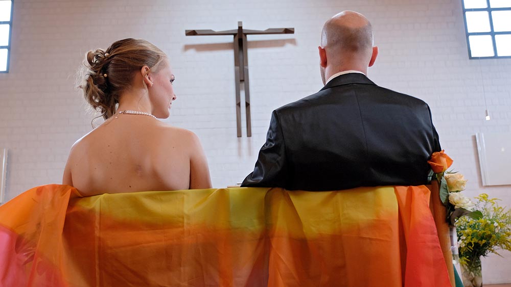 Den kirchlichen Segen gibt es im Norden auch für Paare ohne Religionszugehörigkeit – in Ausnahmefällen