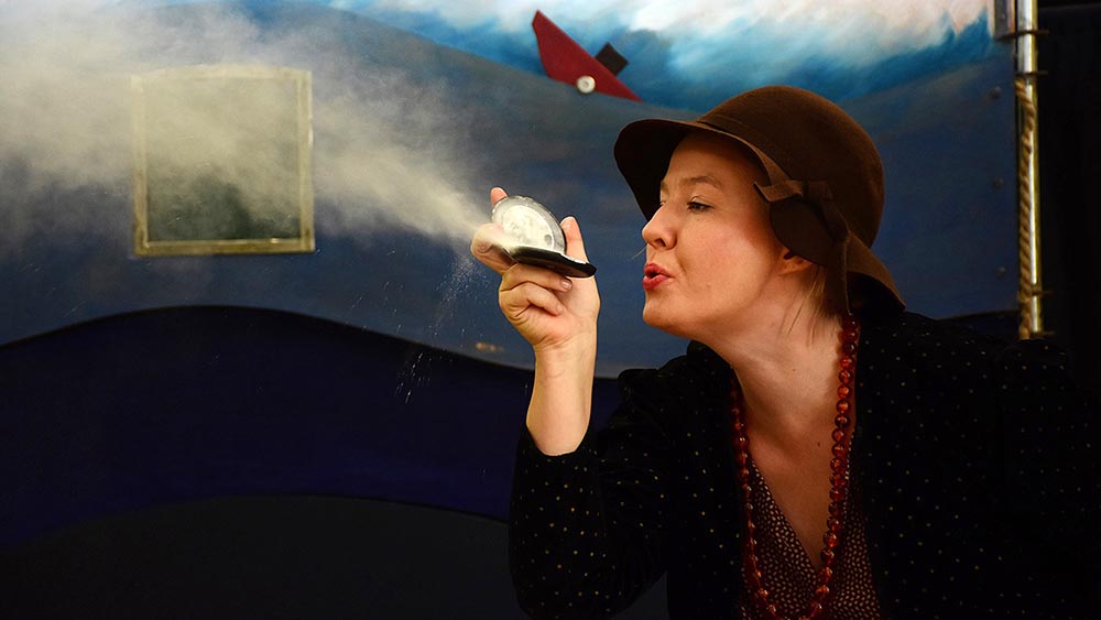 Jana Sonnenberg beim Stück „Die Bernsteinfee“