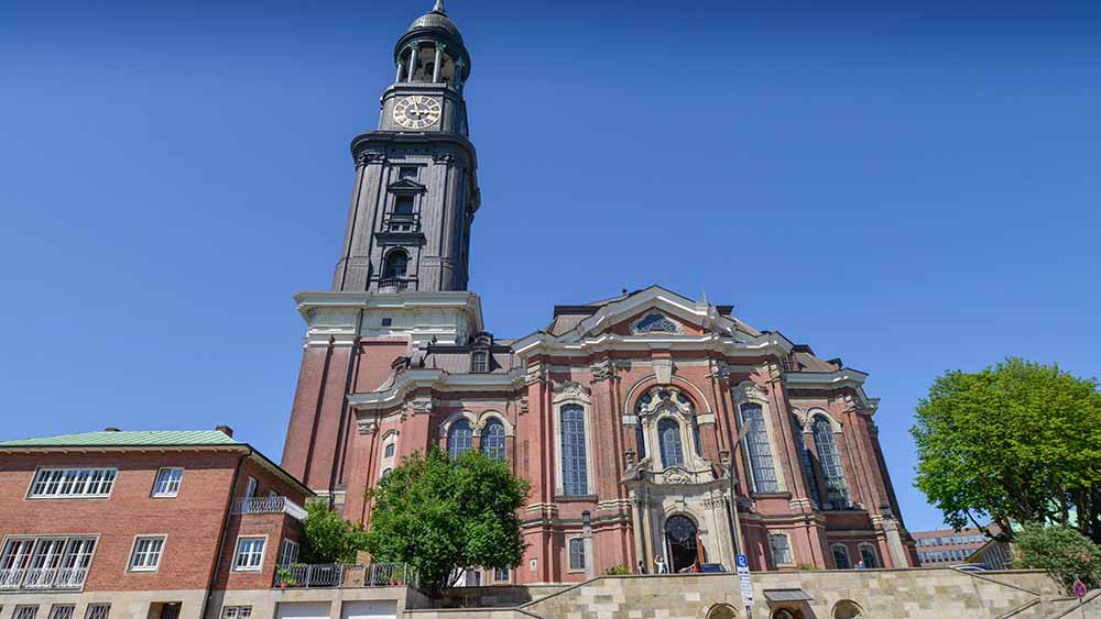 Der Hamburg Michel ist als Kirche und als Sehenswürdigkeit attraktiv