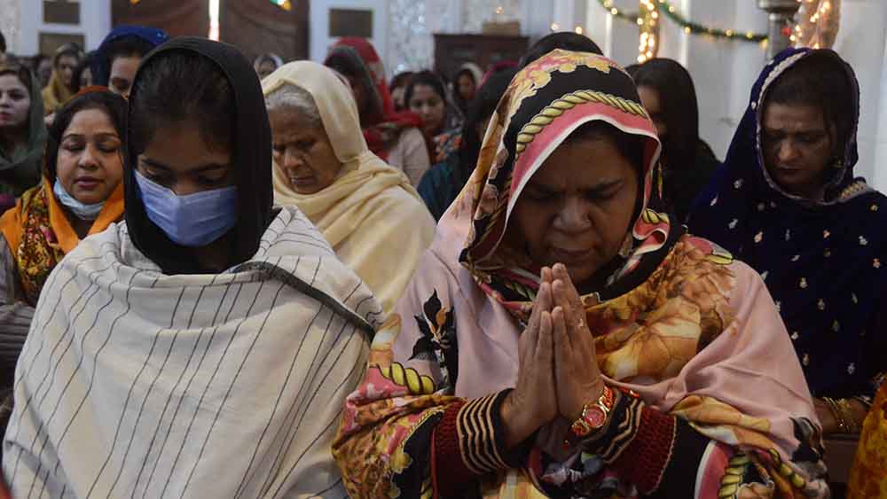 Christlicher Weihnachtsgottesdienst im pakistanischen Peshawar im Dezember 2021