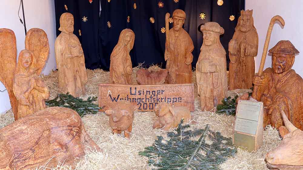 Diese Krippenfiguren aus heimischem Holz hat Pentti Lepistoe geschnitzt