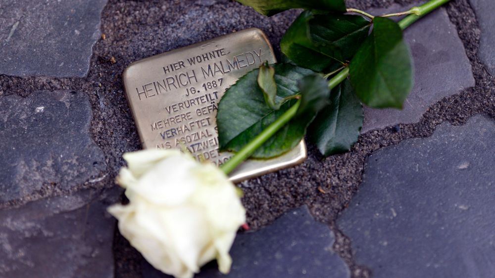 Dieser Stolperstein in Köln erinnert an Heinrich Malmedy, ein homosexuelles Opfer der NS-Zeit