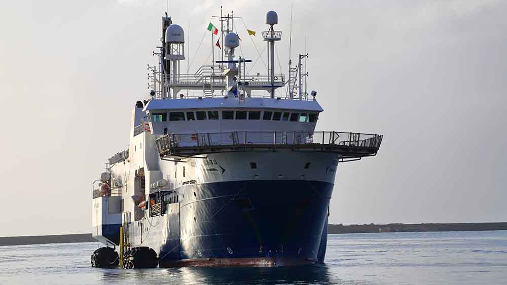 Die Geo Barents im italienischen Salerno