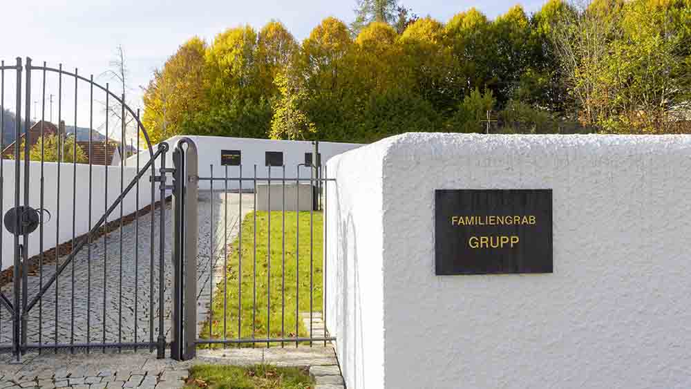 Das Grab der Grupps hat sogar einen eigenen Eingang