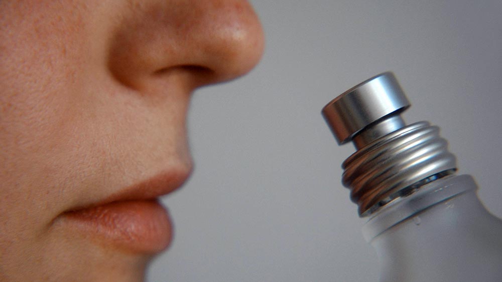 An solchen Fläschchen riechen die Besucher der Führung im Ulmer Museum (Symbolbild)