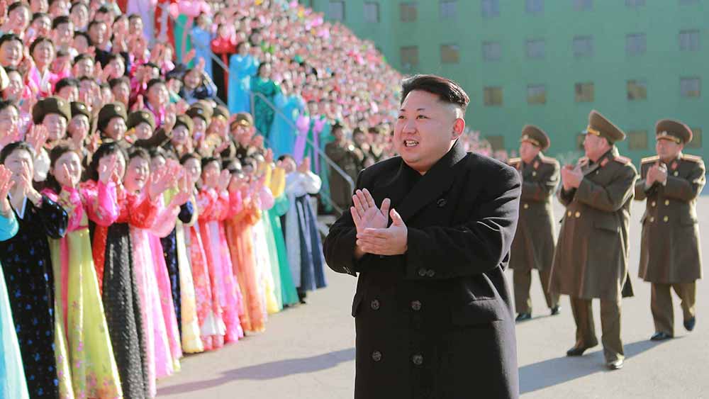 Staatschef Kim Jong-un während einer Militärparade in Pjöngjang (Archivfoto)
