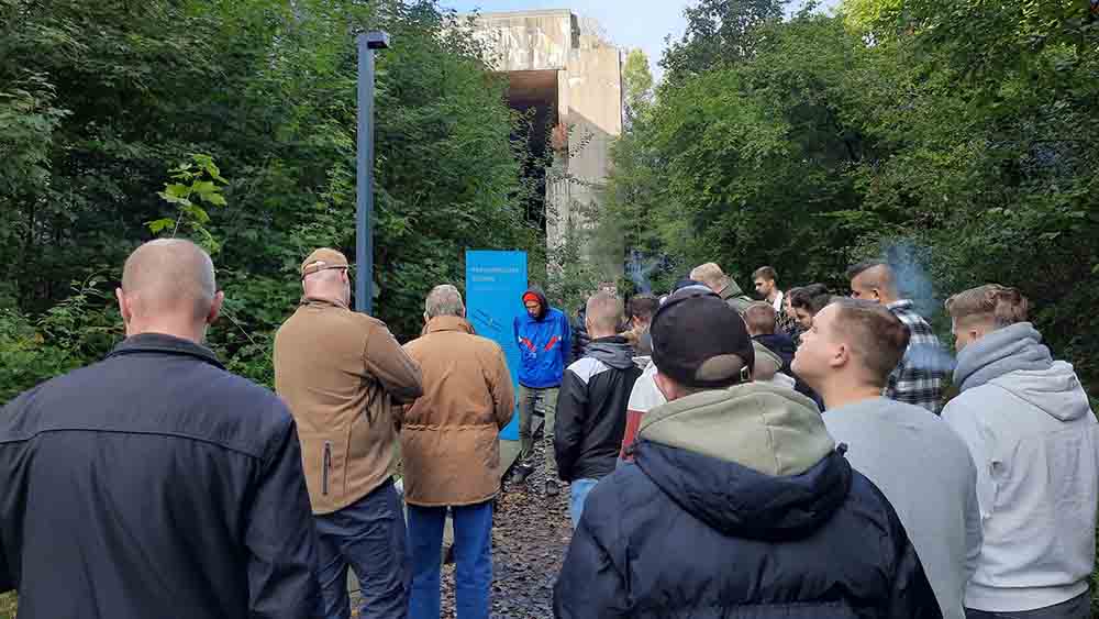 Soldaten im Lebenskundlichen Unterricht am „Denkort Bunker Valentin“ in Bremen-Farge
