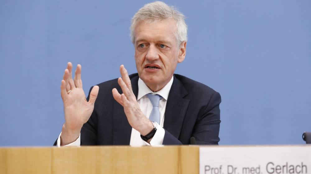 Gerlach war von 2007 bis Januar 2023 Vorsitzender des Sachverständigenrats zur Begutachtung der Entwicklung im Gesundheitswesen