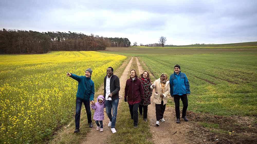 Endlich angekommen: In Deutschland ist vieles anders und will entdeckt werden.