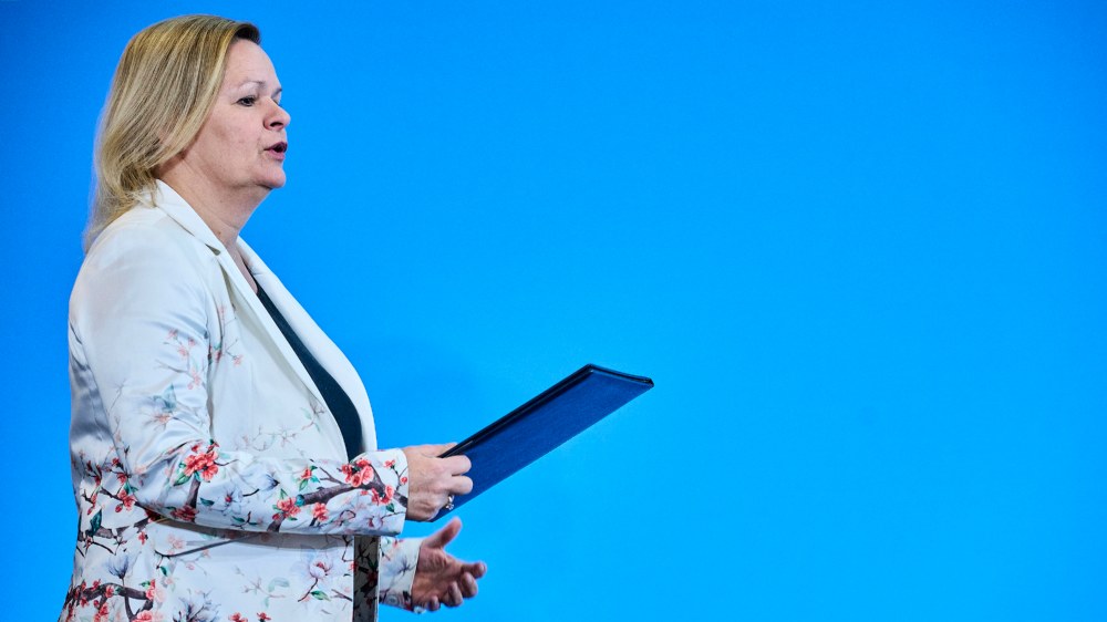 Nancy Faeser ist die erste Frau an der Spitze des Bundesinnenministeriums