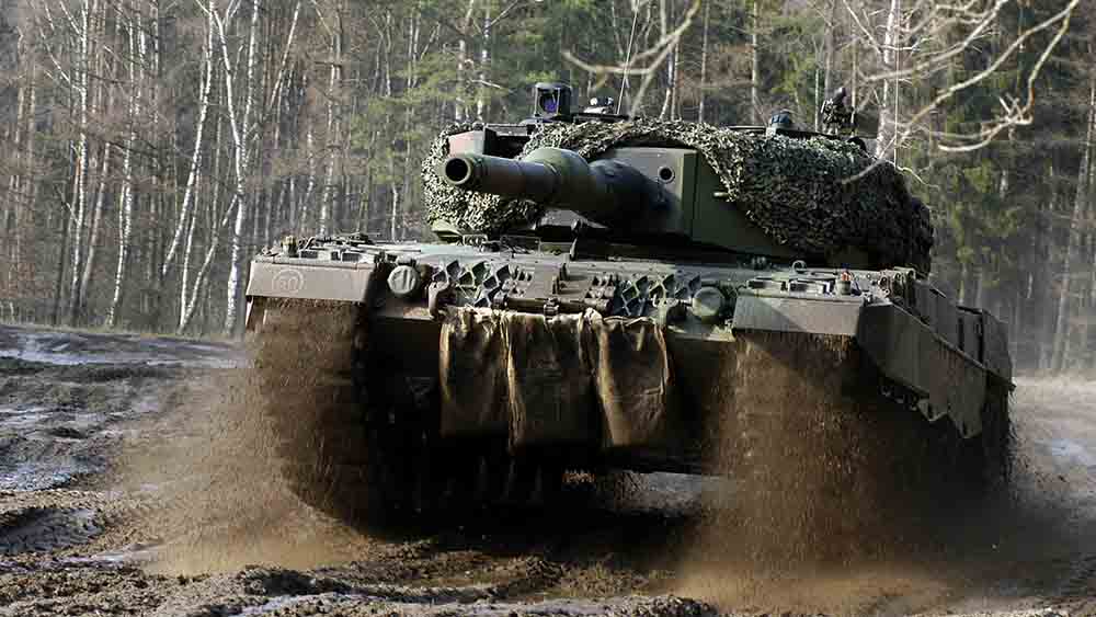 Darf man deutsche Leopard-Panzer an die Ukraine liefern? Darüber streiten Margot Käßmann und Petra Bahr