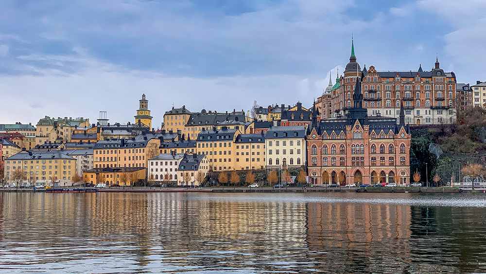 Sicht auf die Häuser von Mariaberget in Stockholm