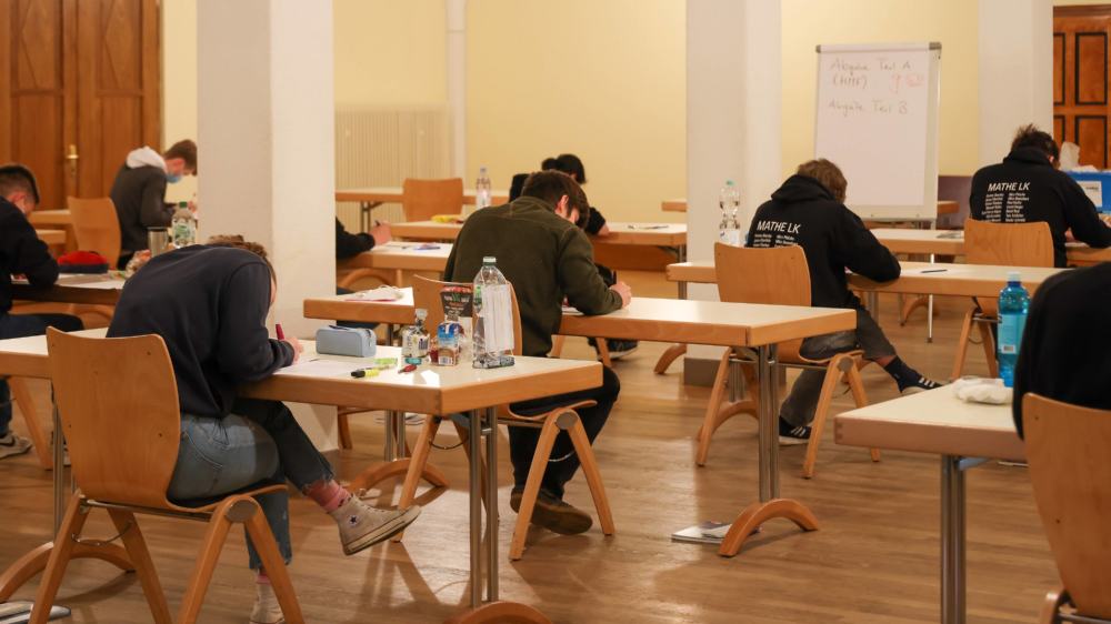 Abiturprüfung in einem Gymnasium in Wiesbaden