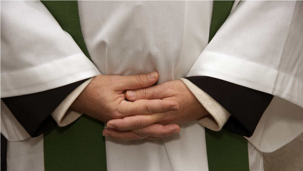 Die Evangelische Kirche im Rheinland hat Anfang Januar die 41-Stunden-Woche für Pfarrpersonal beschlossen