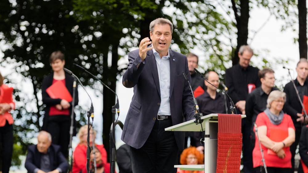 Der bayerische Ministerpräsident war früher berufenes Mitglied der bayerischen Landessynode